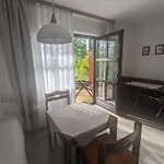 Bademantelzugang Zur Therme * باد جريسباخ